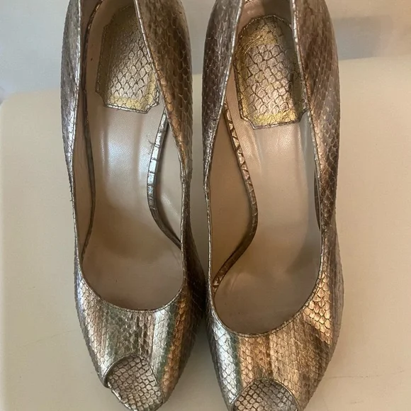 Women’s Dior open toe high heels. Pre owned but still looks good. - Picture 3 of 12